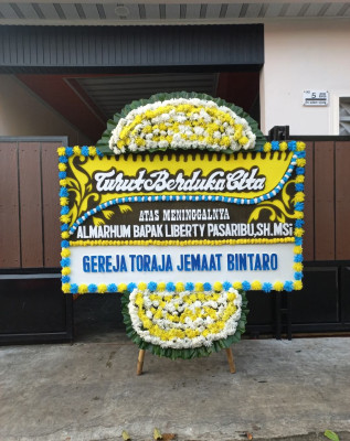 Papan Bunga Duka di Terbah